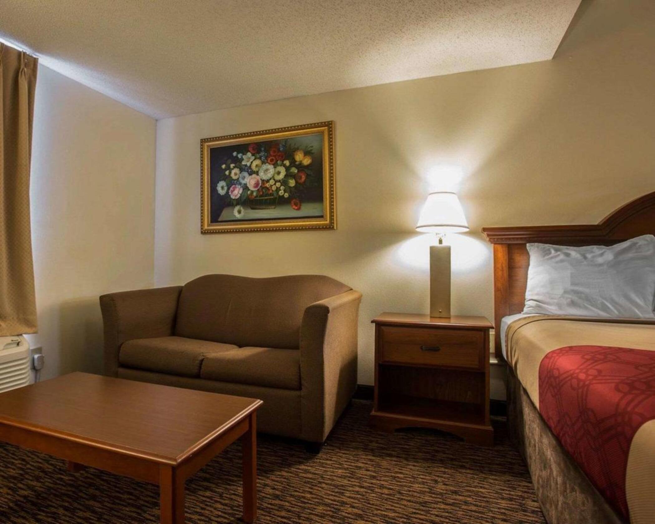 Econo Lodge Inn & Suites Lugoff Bagian luar foto