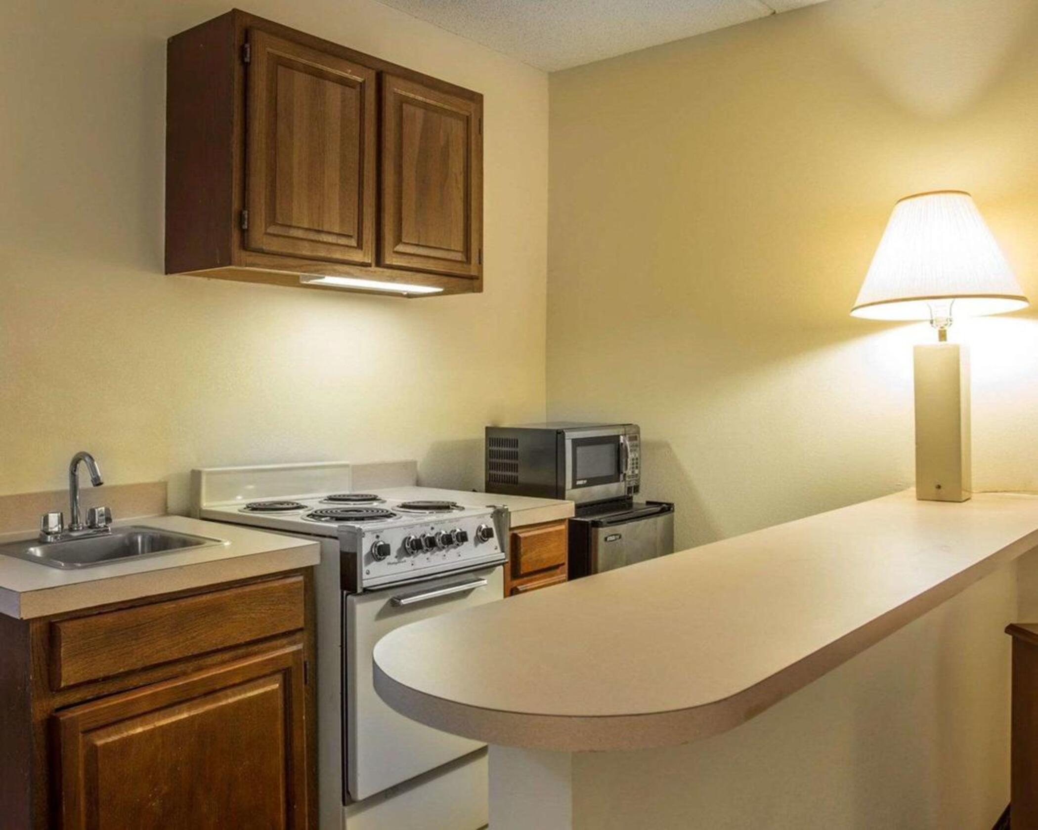 Econo Lodge Inn & Suites Lugoff Bagian luar foto