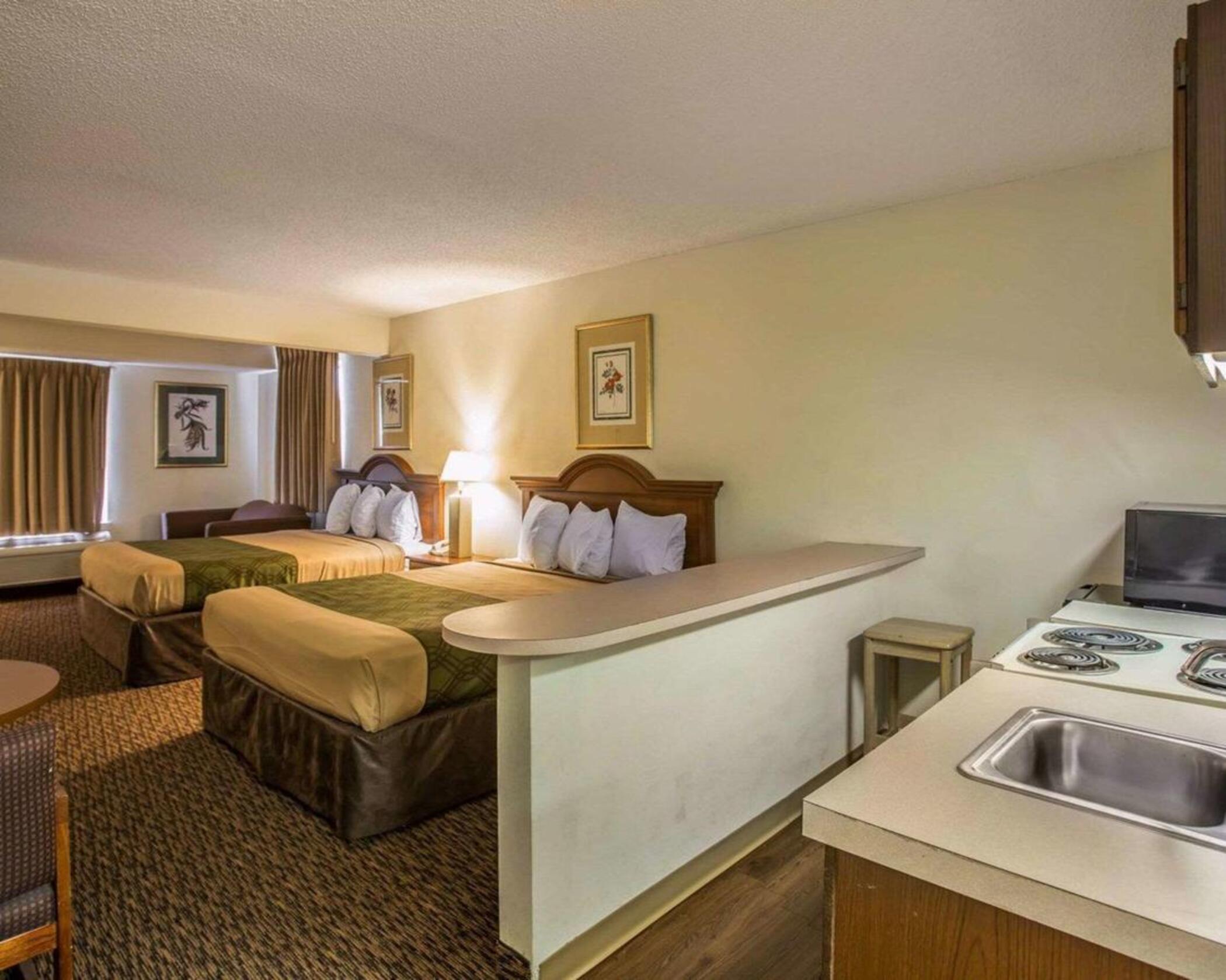 Econo Lodge Inn & Suites Lugoff Bagian luar foto